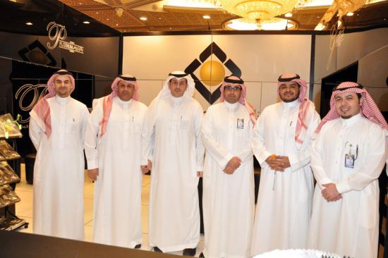 معرض المقتنيات العالمية الفاخرة